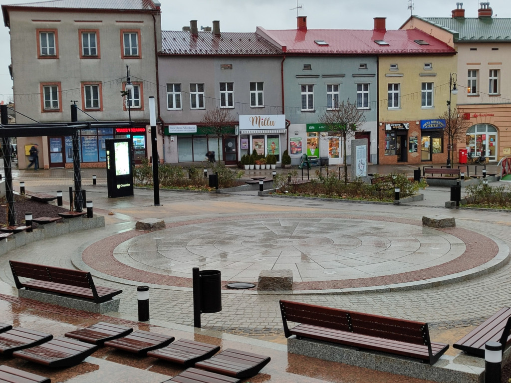 Rynek w Chrzanowie po remoncie - 21.12.2023