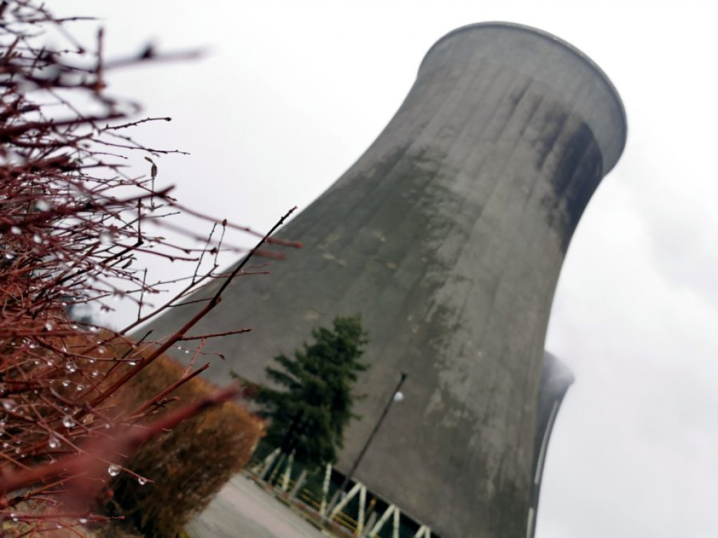 Wyburzanie chłodni kominowej w Elektrowni Siersza - 9 lutego 2022 roku