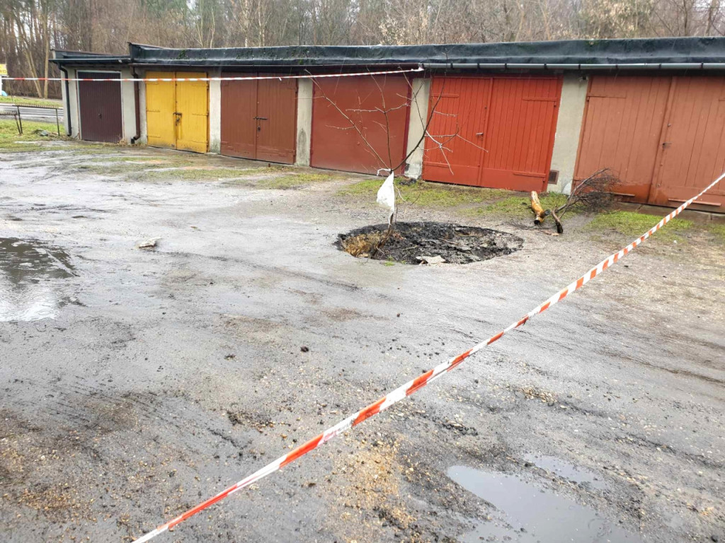 Jak powiększa się zapadlisko na os. Rospontowa
