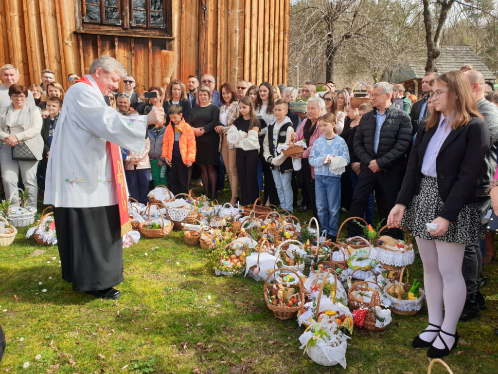 Święcenie pokarmów w skansenie w Wygiełzowie 30.03.2024