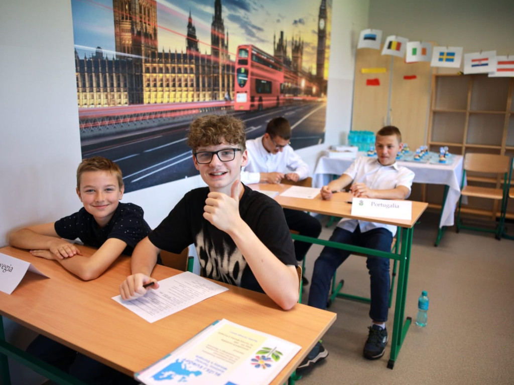 Gminny Turniej Wiedzy o Europie "Bliżej Europy" w ZSP Młoszowa