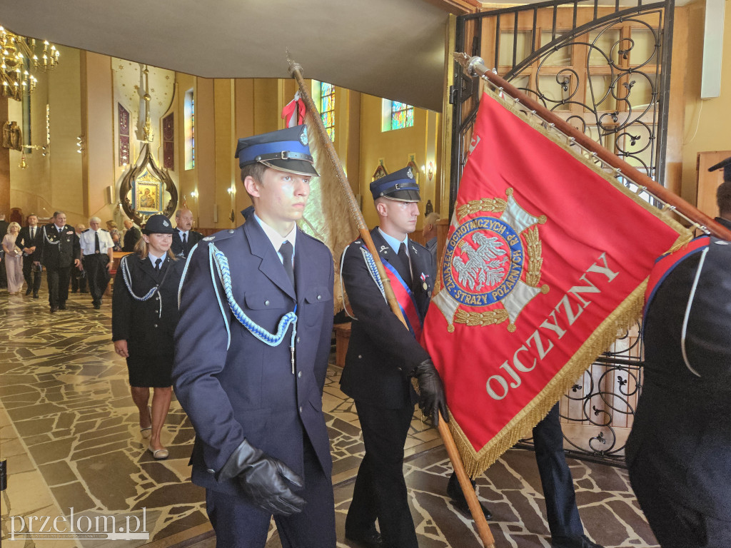 Jubileusz i nadanie sztandaru OSP Kwaczała