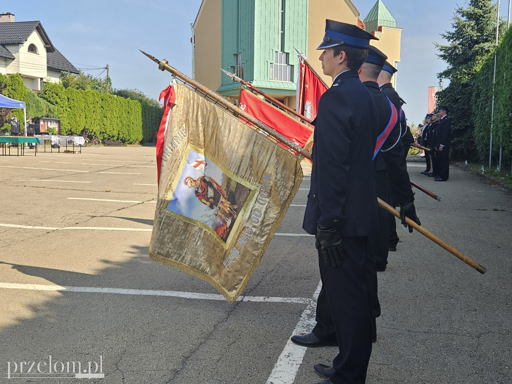 Jubileusz i nadanie sztandaru OSP Kwaczała