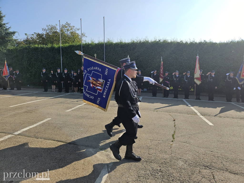 Jubileusz i nadanie sztandaru OSP Kwaczała