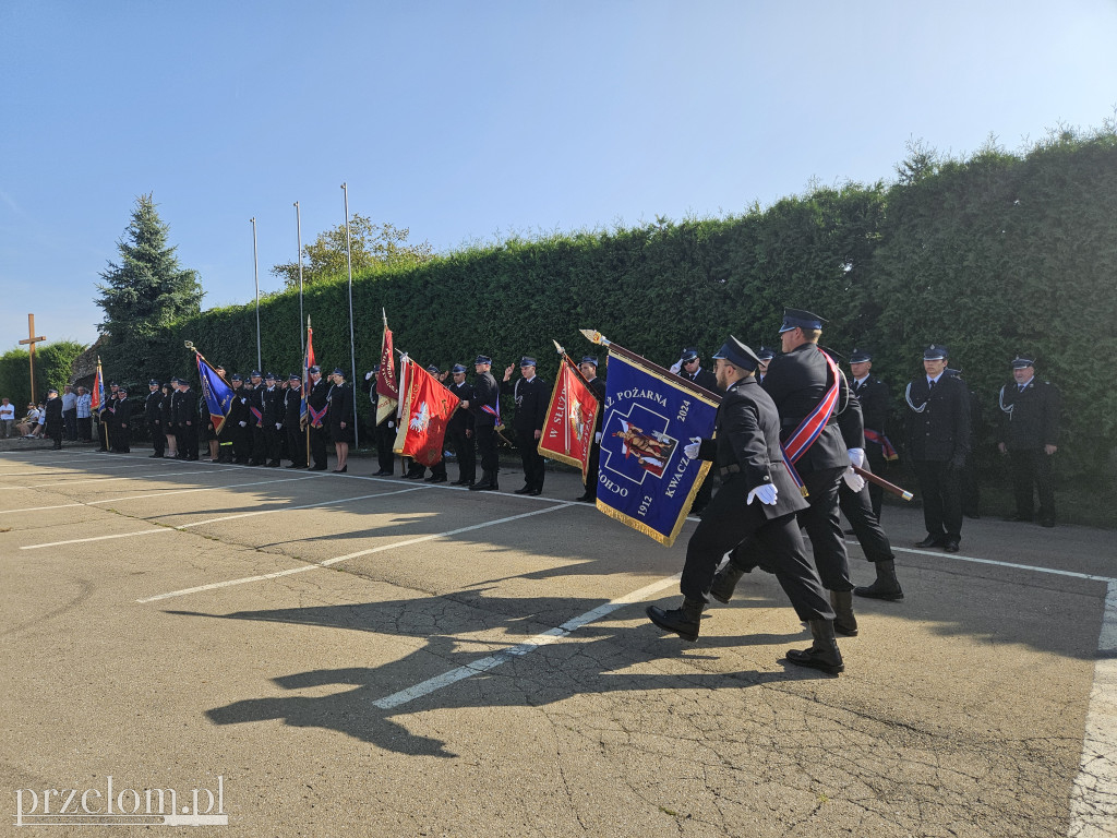 Jubileusz i nadanie sztandaru OSP Kwaczała