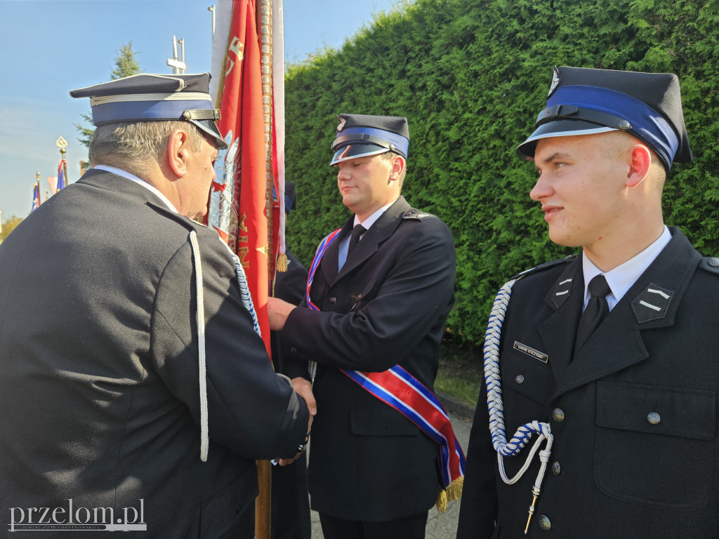 Jubileusz i nadanie sztandaru OSP Kwaczała