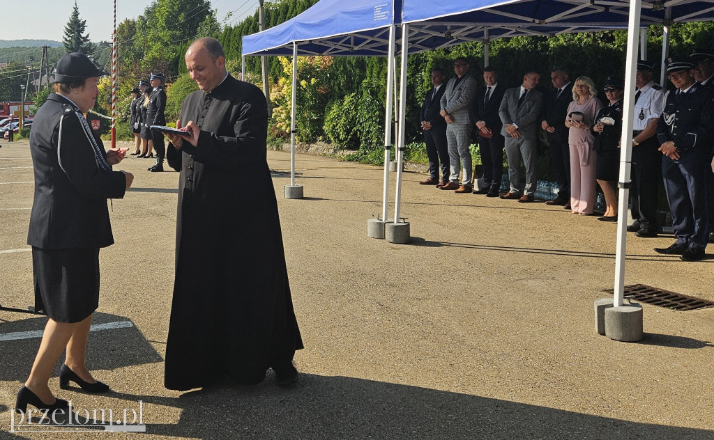 Jubileusz i nadanie sztandaru OSP Kwaczała
