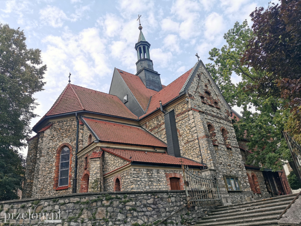 Odkrywają tajemnice kościoła w Chrzanowie