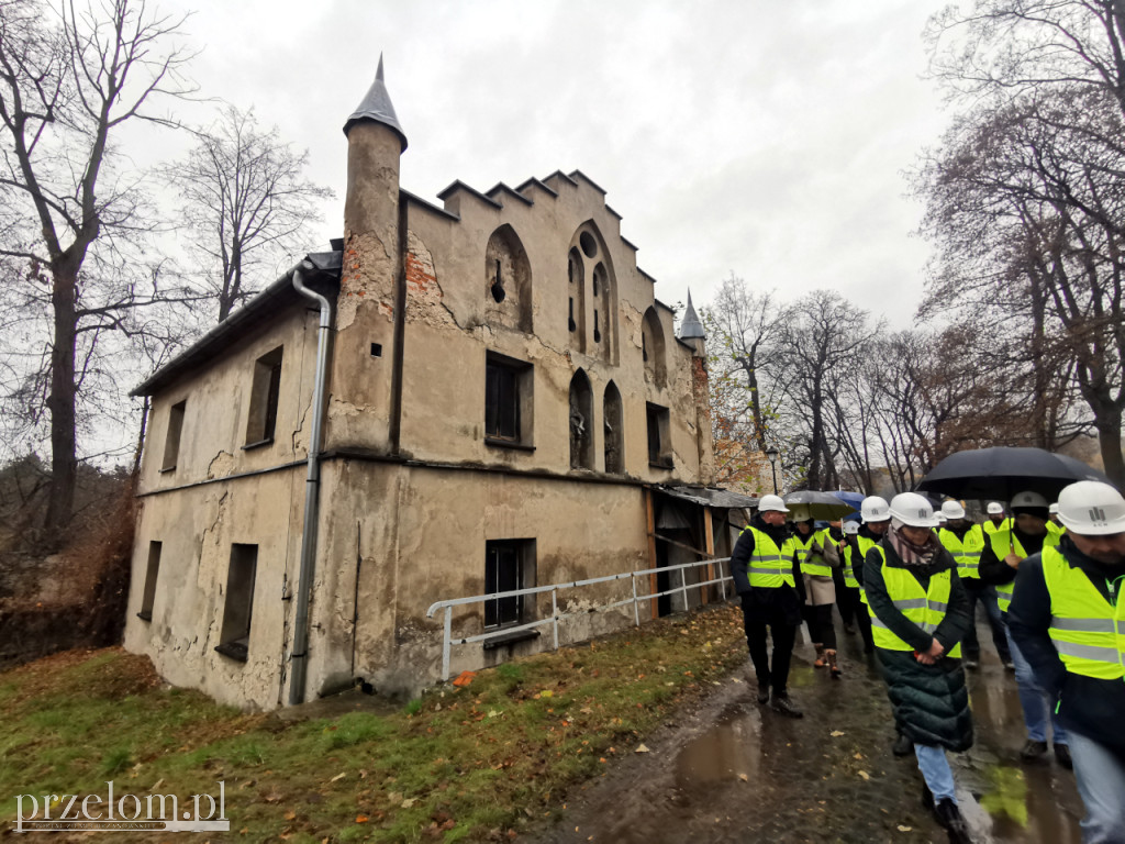 Pałac Florkiewiczów w Młoszowej. Jak dziś wygląda w środku