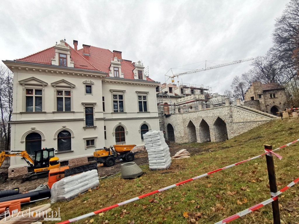 Pałac Florkiewiczów w Młoszowej. Jak dziś wygląda w środku