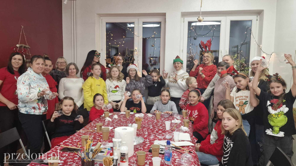 Warsztaty Robienia Bombek w Bolęcinie - 13.12.2024