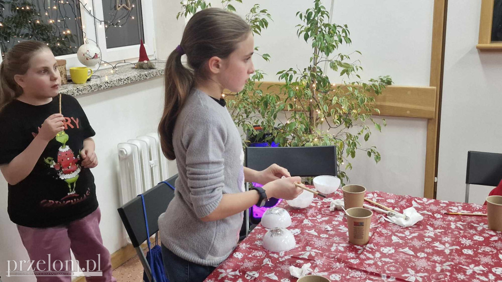 Warsztaty Robienia Bombek w Bolęcinie - 13.12.2024