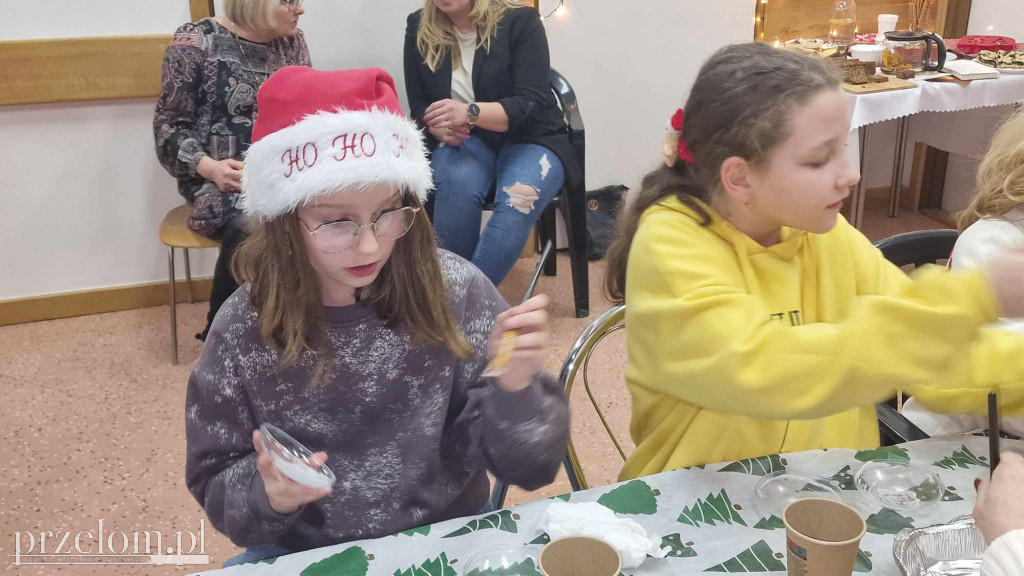 Warsztaty Robienia Bombek w Bolęcinie - 13.12.2024
