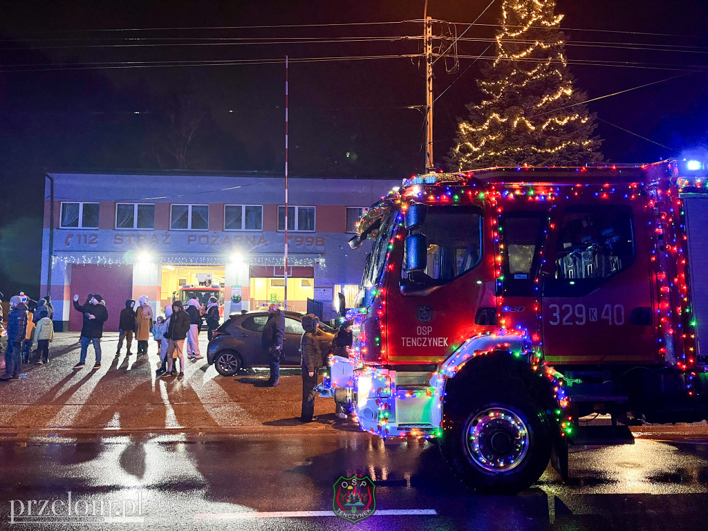 Parada strażacka przez gminę Krzeszowice