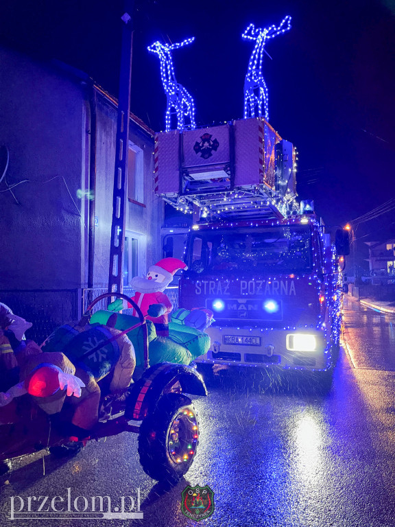 Parada strażacka przez gminę Krzeszowice