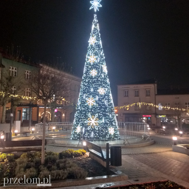 Ozdoby świąteczne miast w obiektywie Przełomowych Kadrów