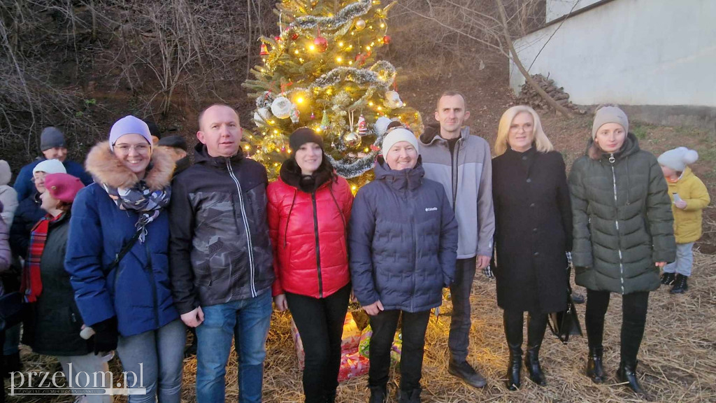 Wspólne Ubieranie Choinki w Zagórzu - 21.12.2024