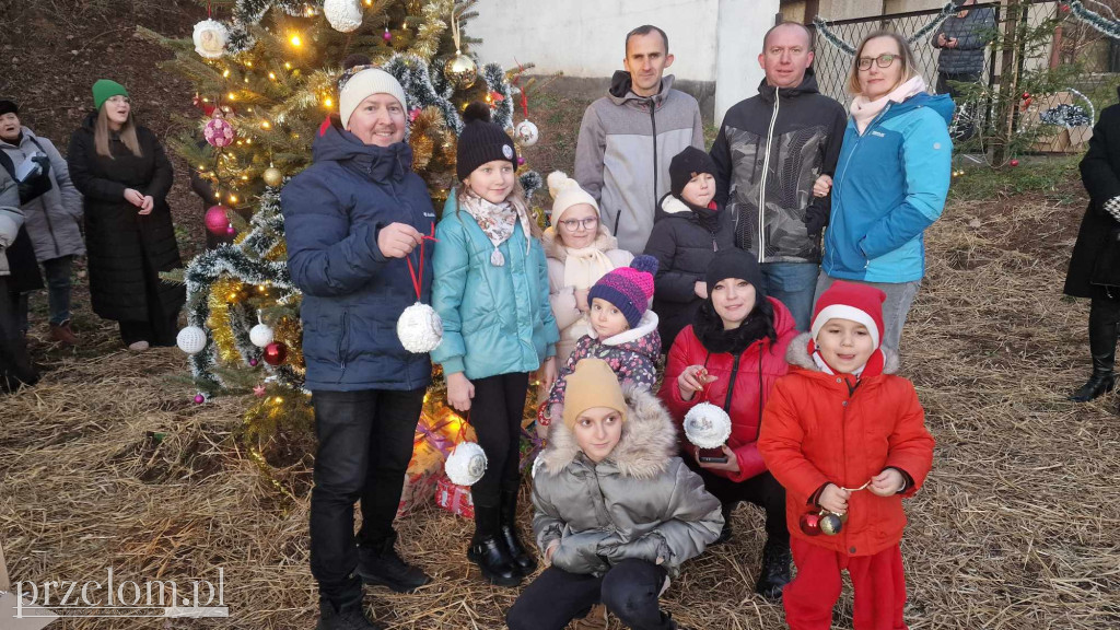 Wspólne Ubieranie Choinki w Zagórzu - 21.12.2024