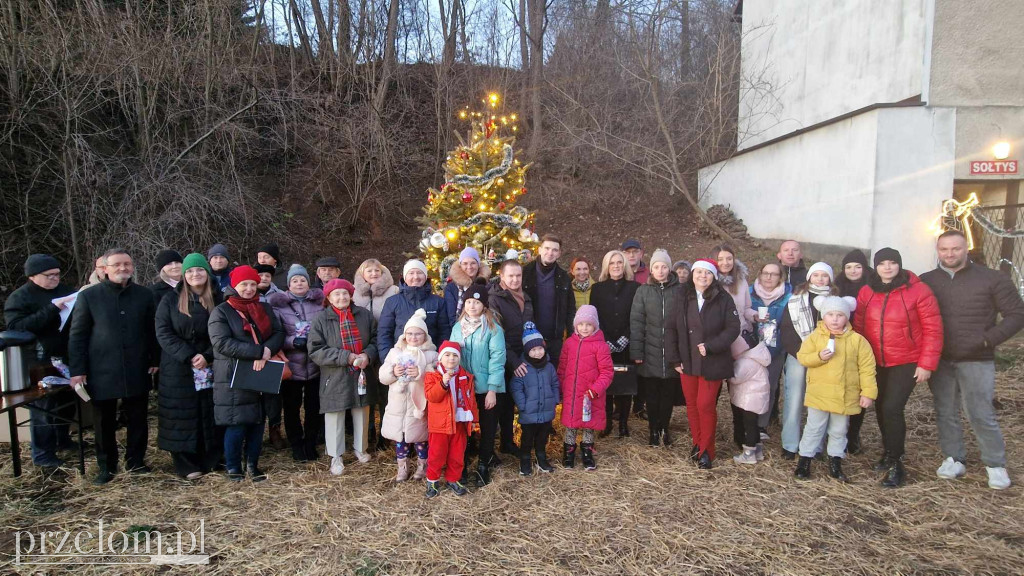 Wspólne Ubieranie Choinki w Zagórzu - 21.12.2024