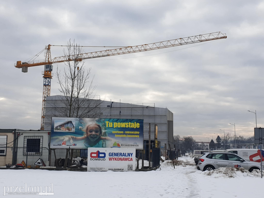 Budowa basenu w Krzeszowicach