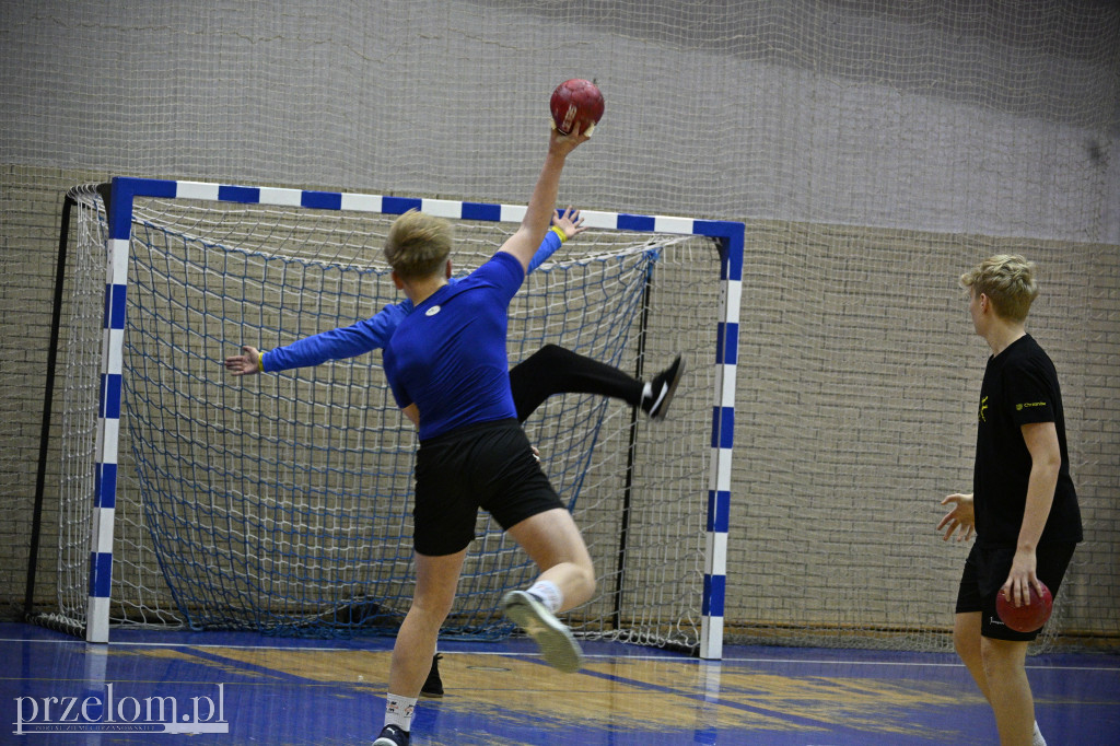 UMKS PMOS Chrzanów vs Kusy Kraków - 16.02.2025