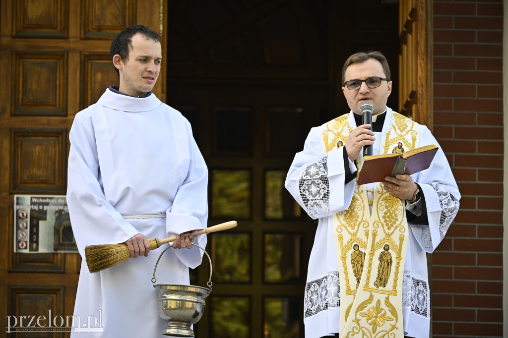 Poświęcenie pokarmów w Trzebini-Sierszy - 19.04.2025