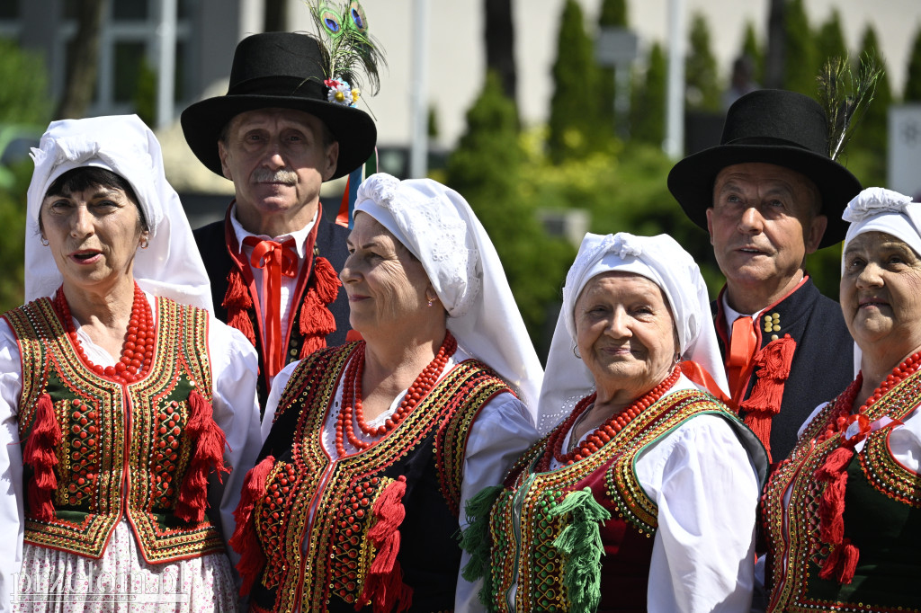 Polonez na Placu Słonecznym w Libiążu - 03.05.2025