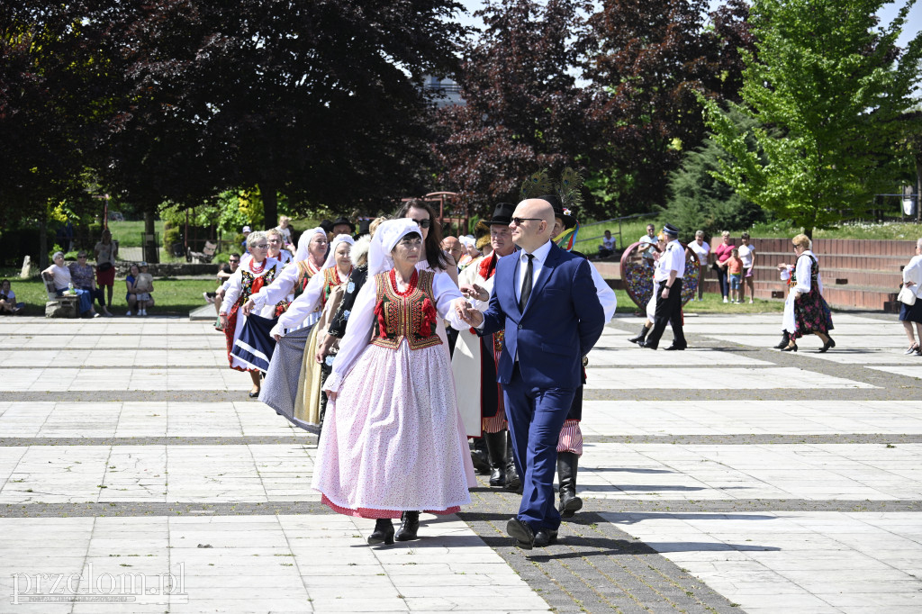Polonez na Placu Słonecznym w Libiążu - 03.05.2025