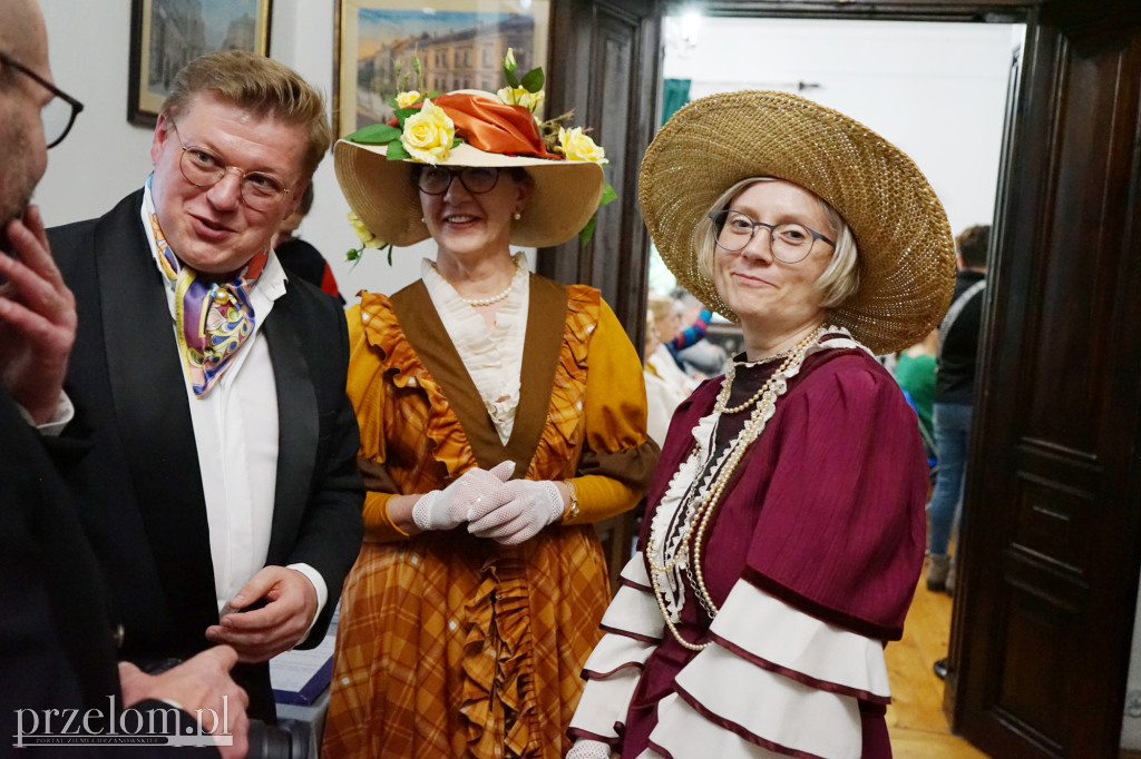 Noc Muzeów w Chrzanowie. Opera i Loewenfeldowie „pozamiatali”