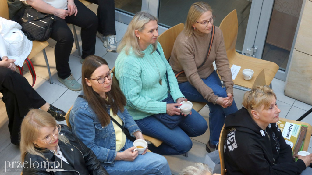 Pokaz mody i inauguracja  projektu dla kobiet