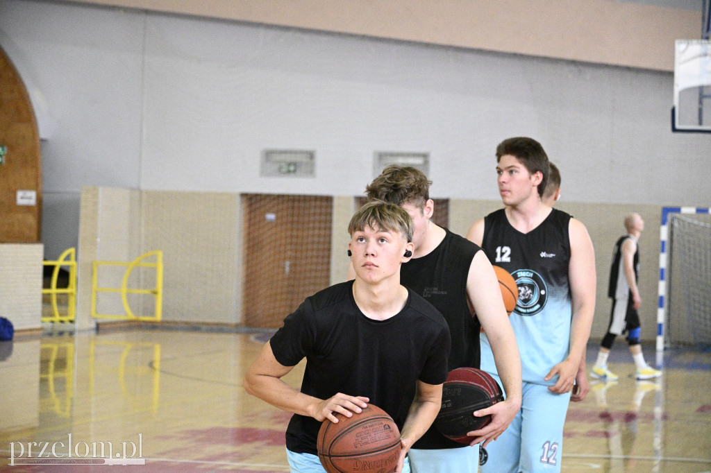 Play-offy w Lidze Koszykówki Mamba - 25.05.2025