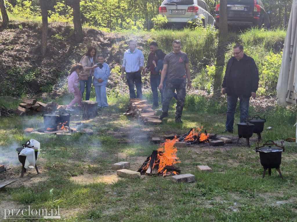 Karol Okrasa na pikniku w Luszowicach