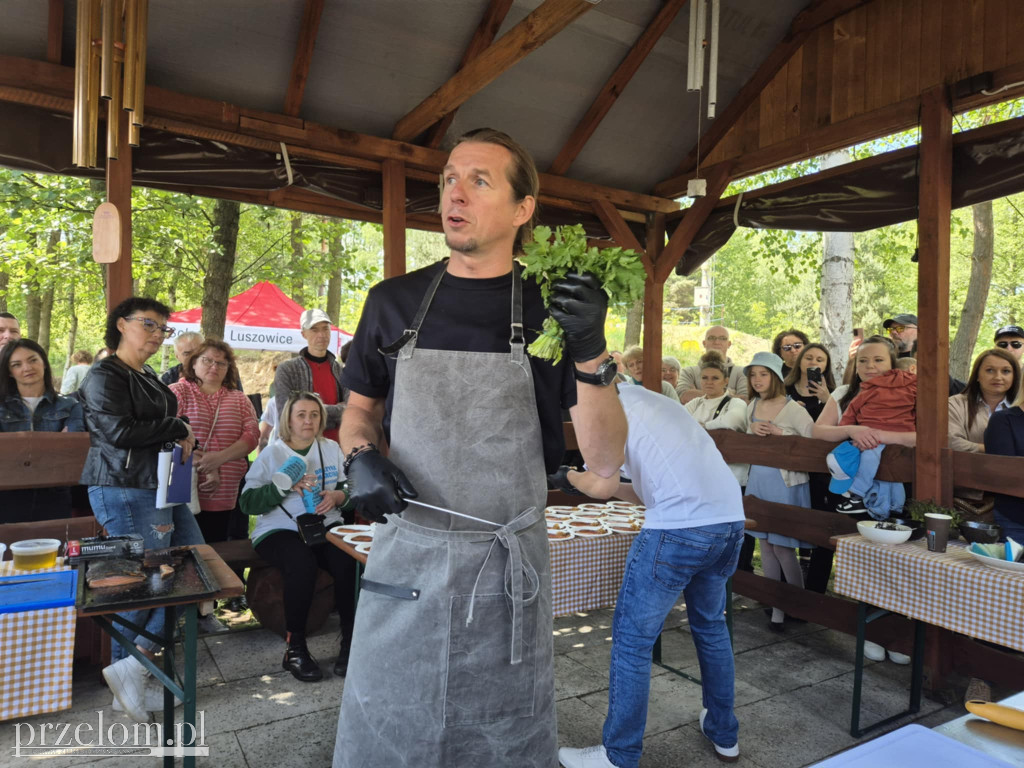 Karol Okrasa na pikniku w Luszowicach