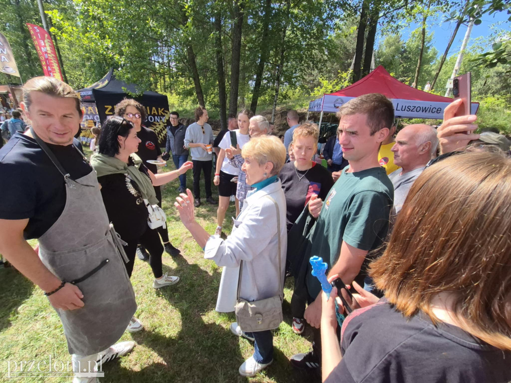 Karol Okrasa na pikniku w Luszowicach