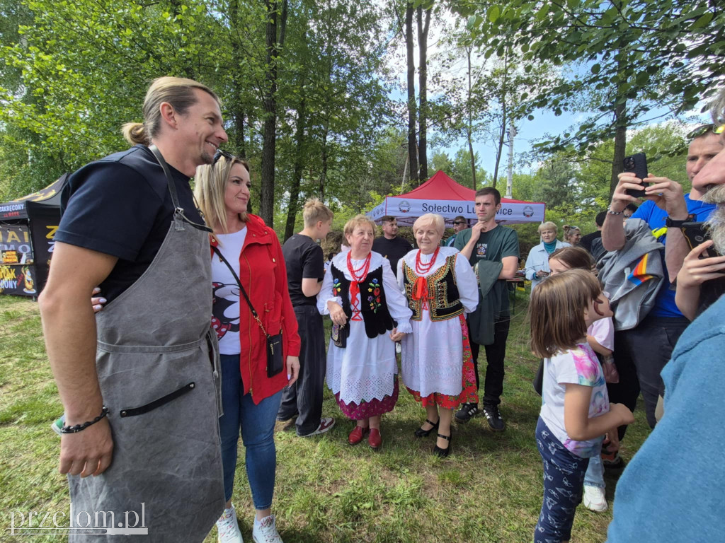 Karol Okrasa na pikniku w Luszowicach