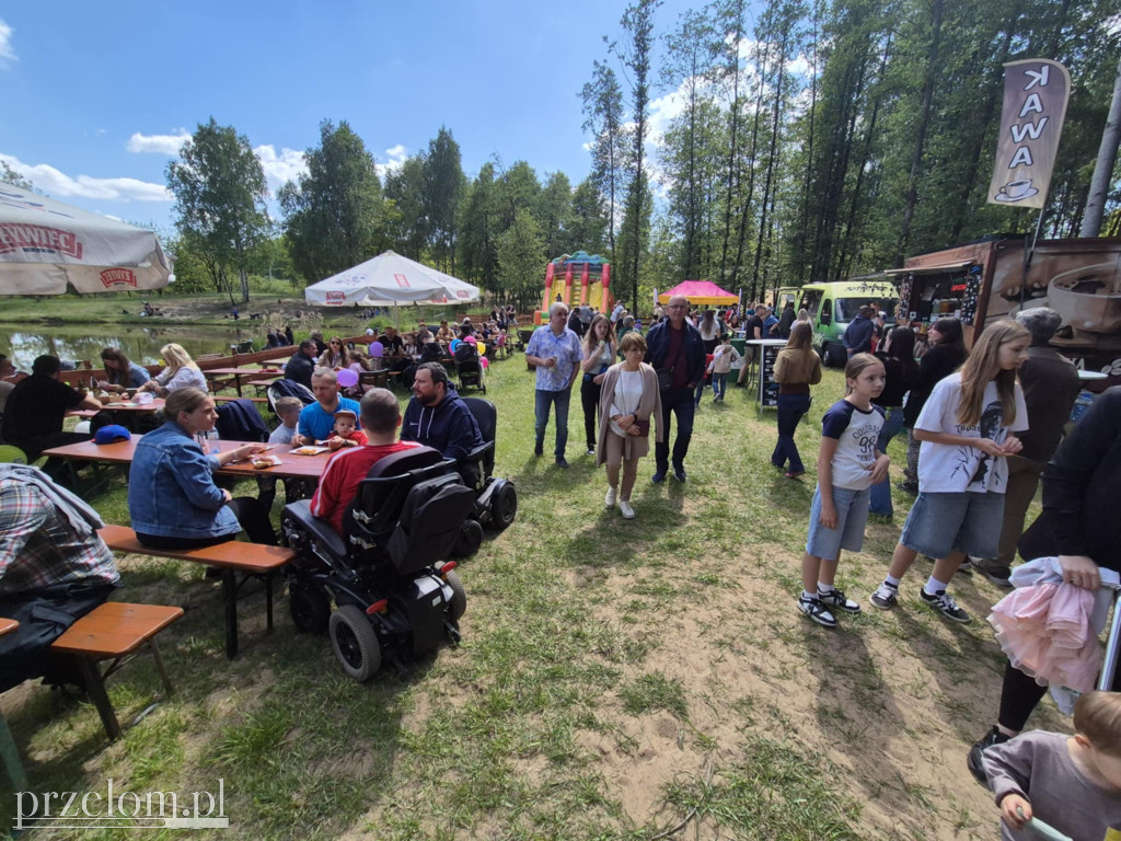 Karol Okrasa na pikniku w Luszowicach