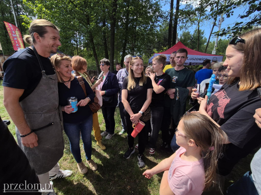 Karol Okrasa na pikniku w Luszowicach