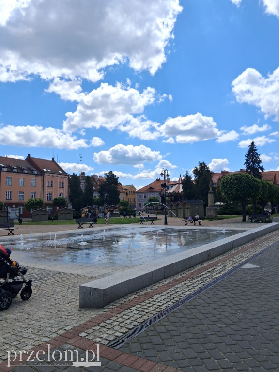 Chmury przedstawiające coś w PRZEŁOMowych Kadrach
