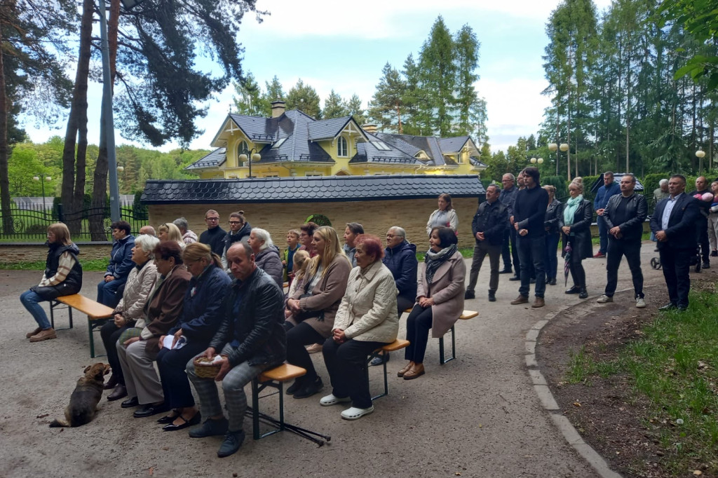 Co roku ksiądz święci mieszkańców w gminie Chrzanów