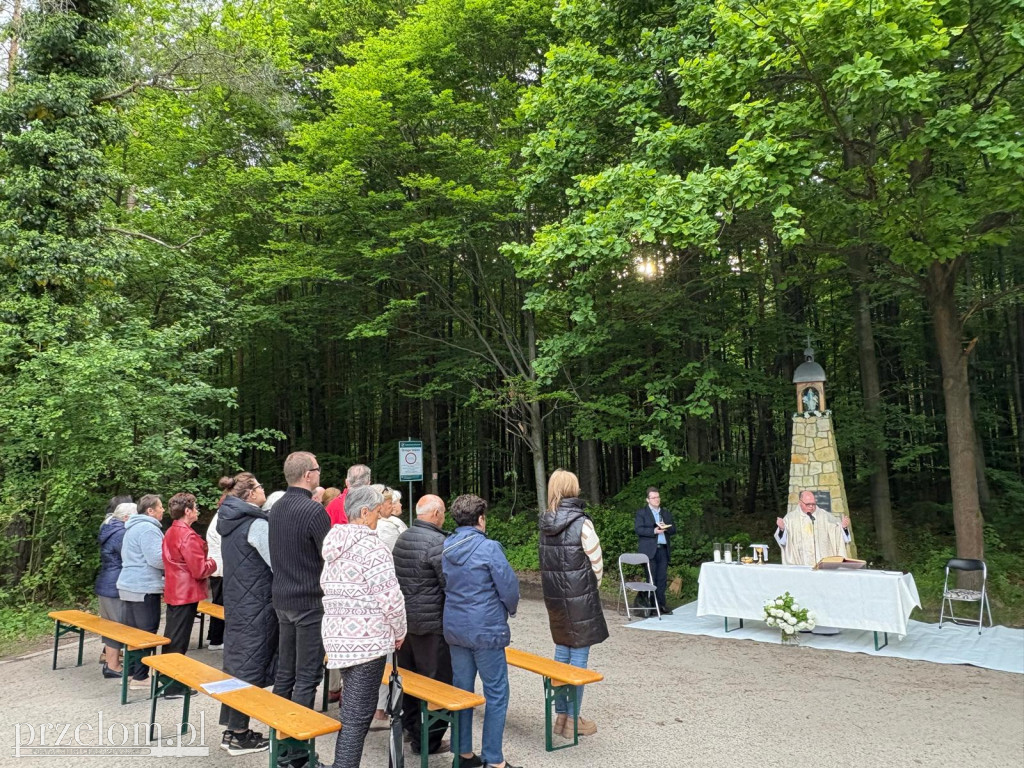 Co roku ksiądz święci mieszkańców w gminie Chrzanów