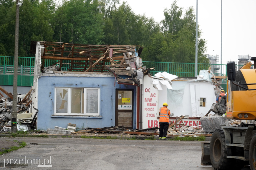 Wyburzenia koło dworca PKP w Trzebini