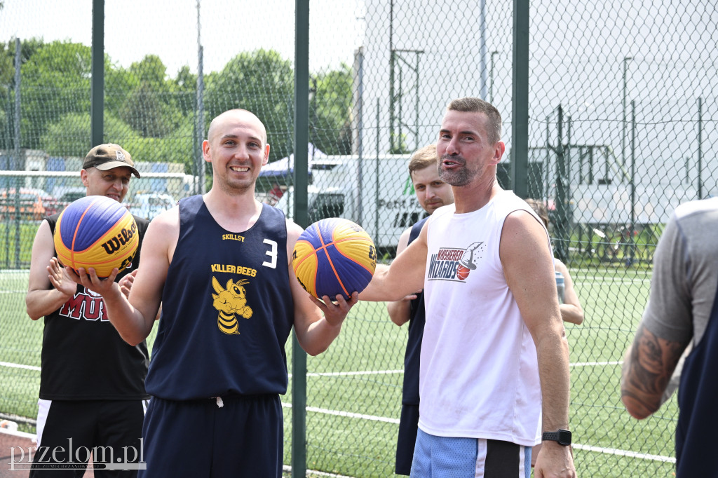 Turniej Koszykówki w Ramach Wielkiego Grania dla Helenki - 07.06.2025