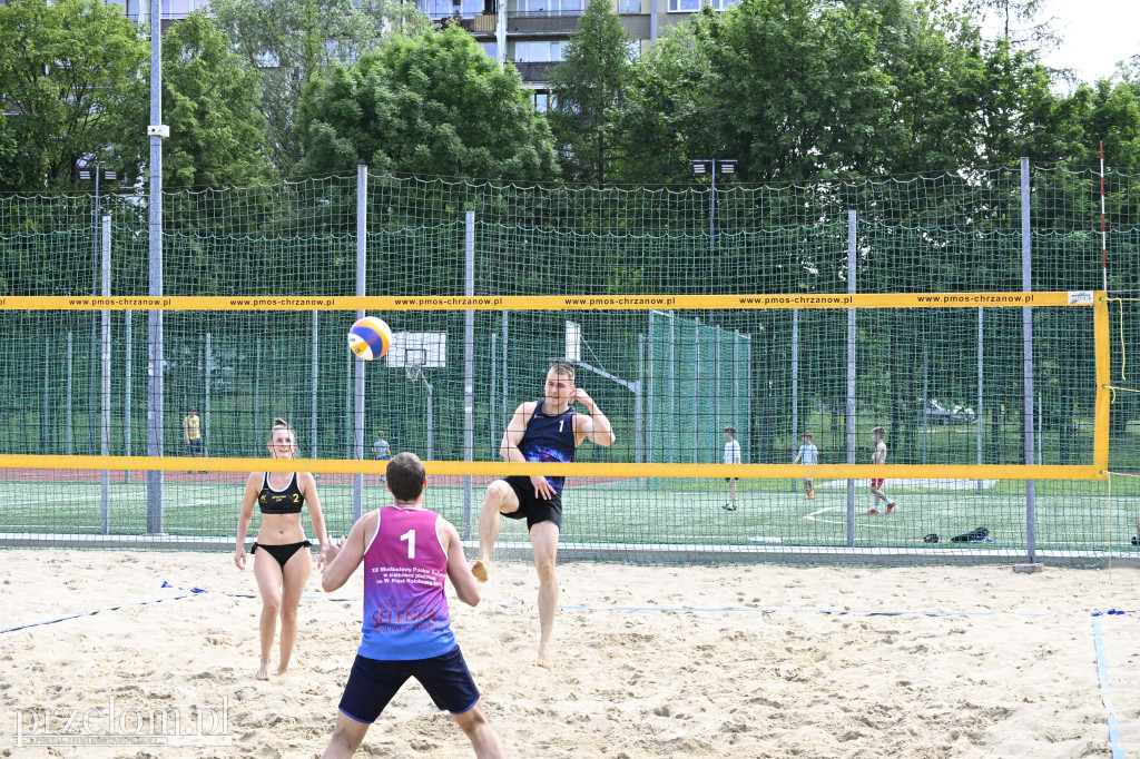 XVI Otwarte Mistrzostwa Chrzanowa w Plażowych Mikstach Siatkarskich - 07.06.2025