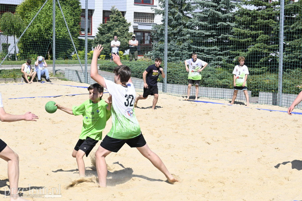 Turniej Piłki Ręcznej Plażowej o Puchar Chrzanowa - 15.06.2025