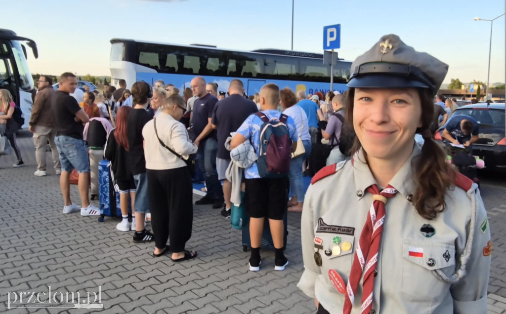 Harcerze wyjechali na obóz do Szarego Dworu