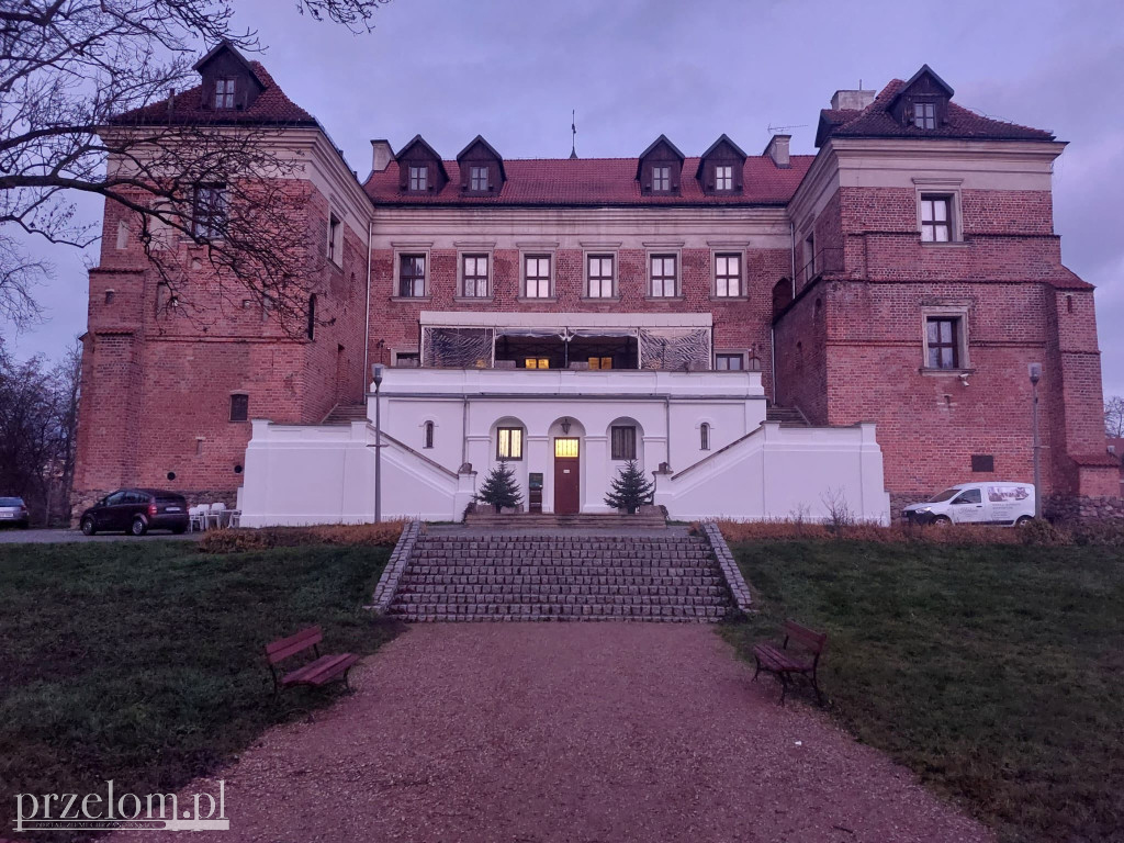 Budynki w Przełomowych Kadrach