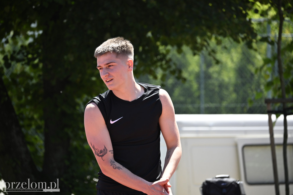 Amatorskie Zawody Siatkówki podczas Pikniku w Myślachowicach - 05.07.2025