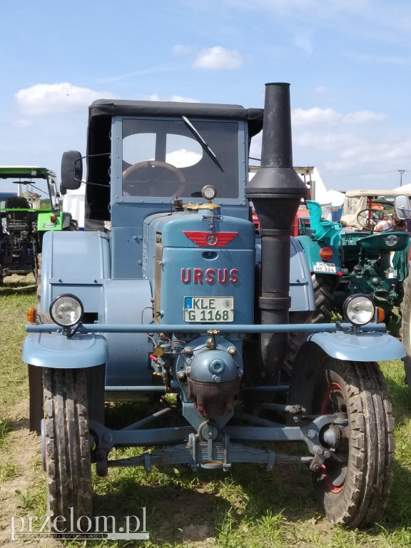 Ciekawy transport w Przełomowych Kadrach