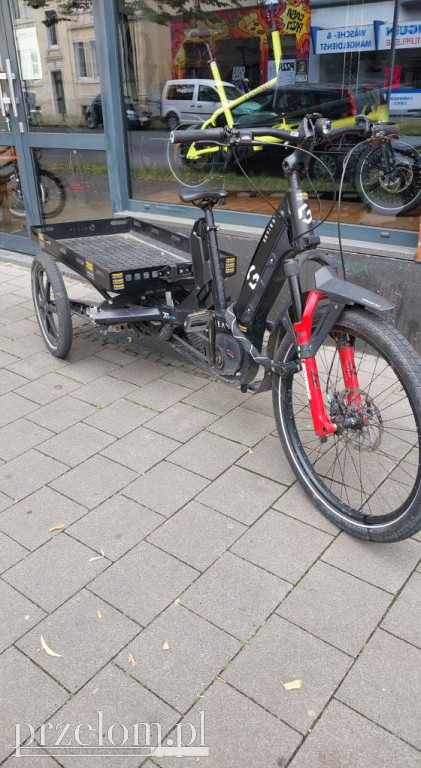 Ciekawy transport w Przełomowych Kadrach