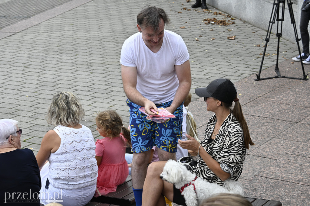 „Oto on!” – uliczny spektakl familijny w nurcie Nowego Cyrku - 03.08.2025